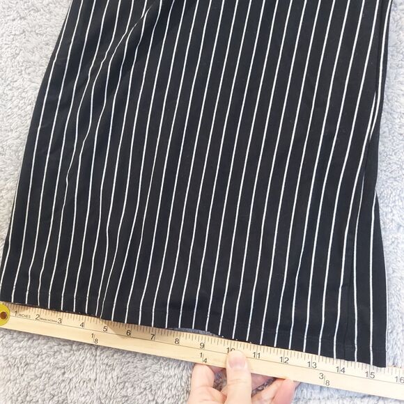 Torrid Size 1 Stretch Soft Stripe Tie Waist Jersey Crop Jumpsuit Black White NEW - Picture 8 of 13